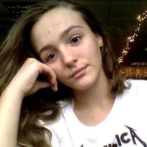 Meet your Posher, Genevieve